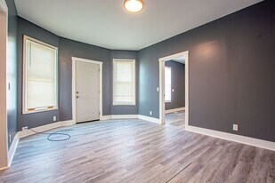 2523 Ames Ave in Omaha, NE - Building Photo