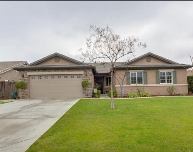 property at 12319 Maclure Dr