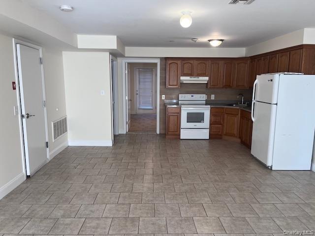 property at 384 W Montauk Hwy