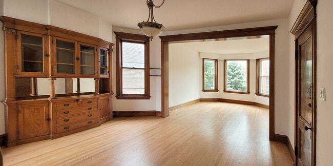 2248 W Iowa St in Chicago, IL - Building Photo - Building Photo