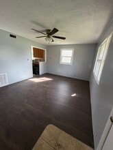 313 E North St in Albion, MI - Building Photo - Building Photo