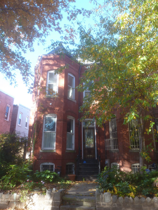 706 3rd St NE in Washington, DC - Building Photo