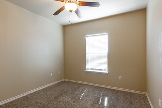 Stonebridge at Ironton in Lubbock, TX - Foto de edificio - Interior Photo