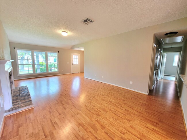 3610 Bartons Ln in Sugar Land, TX - Building Photo - Building Photo