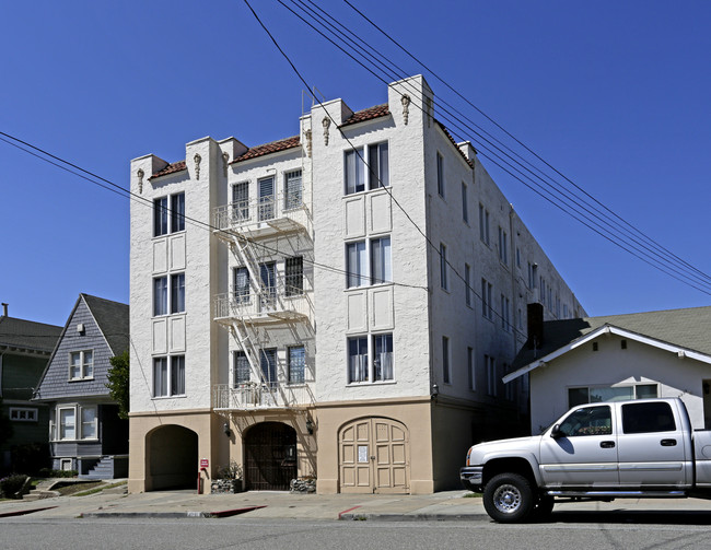 4231 Montgomery St in Oakland, CA - Building Photo - Building Photo