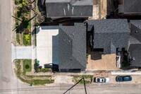 2516 Anita St photo'