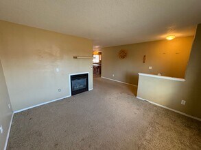 1037 SW 17th St in Redmond, OR - Building Photo - Building Photo