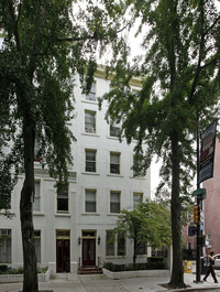 College Manor Apartments in Philadelphia, PA - Building Photo - Building Photo