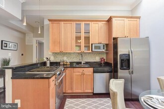 612 14th Pl NE in Washington, DC - Building Photo - Building Photo