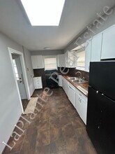 1726 Balkan Pl in Toledo, OH - Building Photo - Building Photo