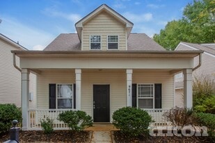 9671 Mendenhall View Dr in Huntersville, NC - Building Photo