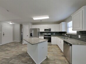 16229 Summerset Estates Blvd in Conroe, TX - Building Photo - Building Photo