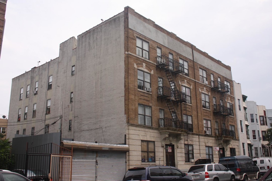 1182-1186 Putnam Ave in Brooklyn, NY - Foto de edificio