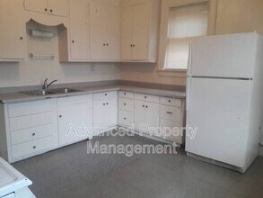 3225 W McKinley Blvd in Milwaukee, WI - Building Photo - Building Photo