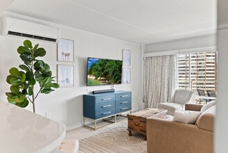 1777 Ala Moana Blvd in Honolulu, HI - Foto de edificio - Building Photo