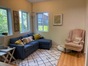 2322 E Ward St in Seattle, WA - Building Photo - Building Photo