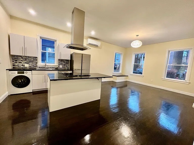 33 Conklin St, Unit 1 in Poughkeepsie, NY - Foto de edificio