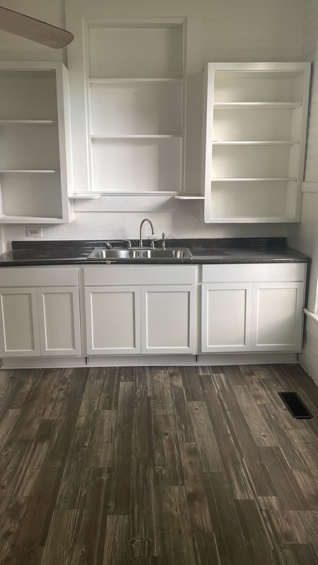 property at 1601 Columbus Ave