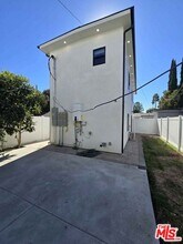 14121 Califa St in Los Angeles, CA - Building Photo - Building Photo