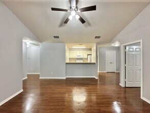 8932 Mansion Creek Cir in Tyler, TX - Building Photo - Building Photo