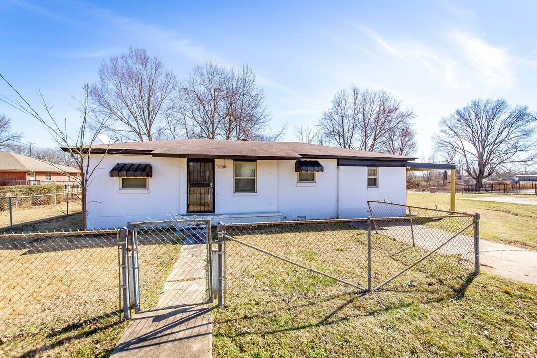 508 Wallace Rd in North Little Rock, AR - Building Photo