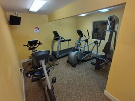 600 Reusens Rd in Lynchburg, VA - Building Photo