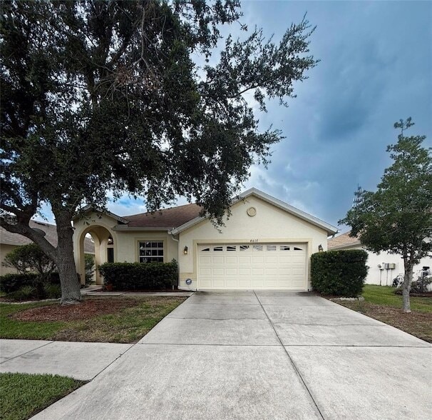 4017 Langdrum Dr in Wesley Chapel, FL - Building Photo - Building Photo