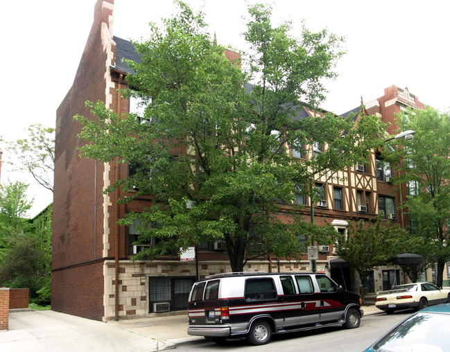 536 W Arlington Pl in Chicago, IL - Building Photo - Building Photo