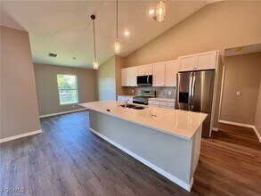 1624 NW 17th Terrace in Cape Coral, FL - Building Photo - Building Photo