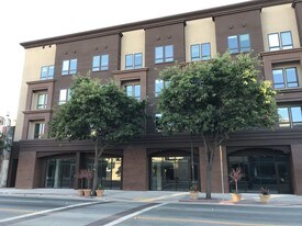 445 Main St Apartments