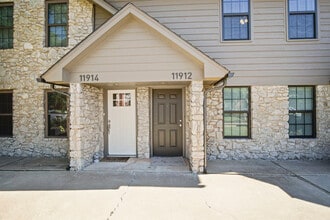 11912 Shady Trail Ln in Oklahoma City, OK - Building Photo - Building Photo
