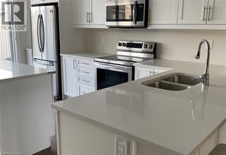 16 Clarington Blvd in Bowmanville, ON - Building Photo - Building Photo