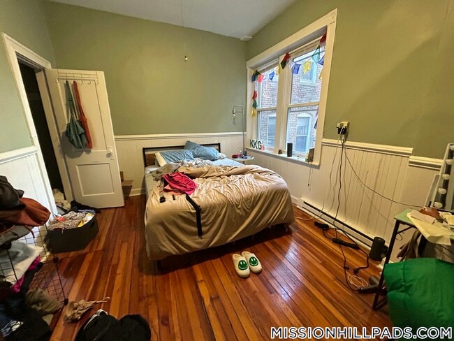 property at 883 Huntington Ave