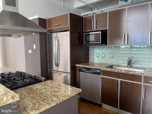 1228-32 Arch St-Unit -2D in Philadelphia, PA - Building Photo - Building Photo