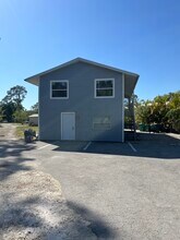 3091 64th St SW, Unit G-Upstairs unit in Naples, FL - Foto de edificio - Building Photo