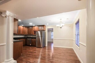 320 61st St NE in Washington, DC - Building Photo - Building Photo
