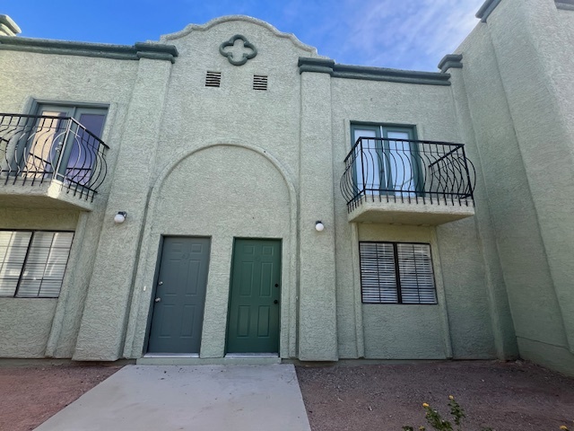 7054 Burcot Ave in Las Vegas, NV - Building Photo