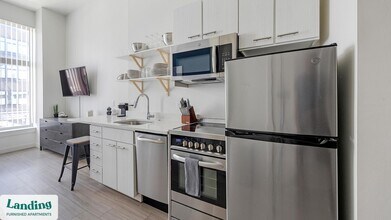 3609 Wynkoop St, Unit 425 in Denver, CO - Building Photo - Building Photo