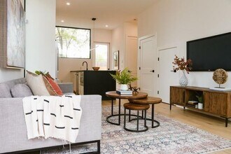 1604 Nash Ave in Austin, TX - Building Photo - Building Photo