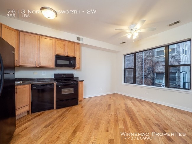 7613 N Bosworth Ave in Chicago, IL - Building Photo - Building Photo