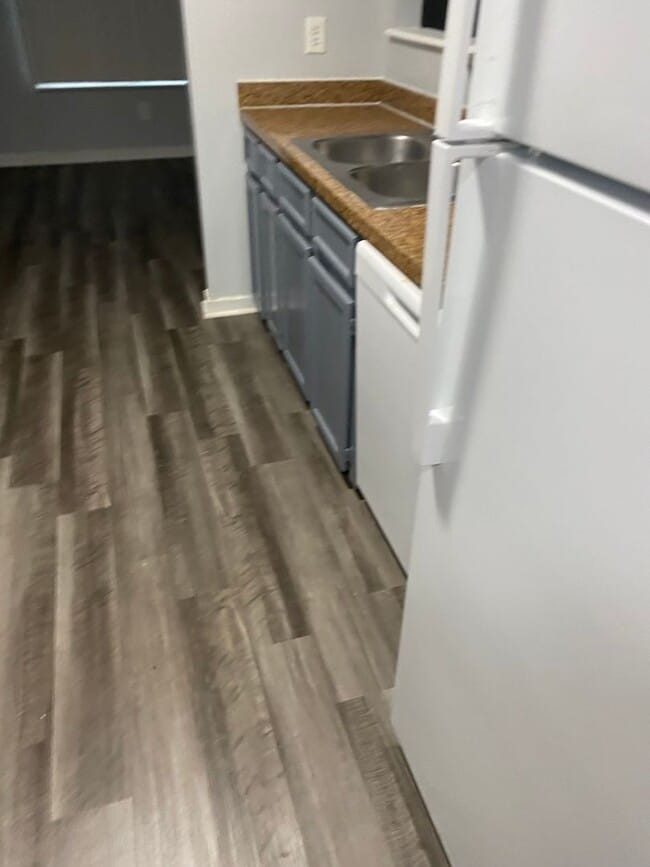 property at 4001 Village Creek Dr
