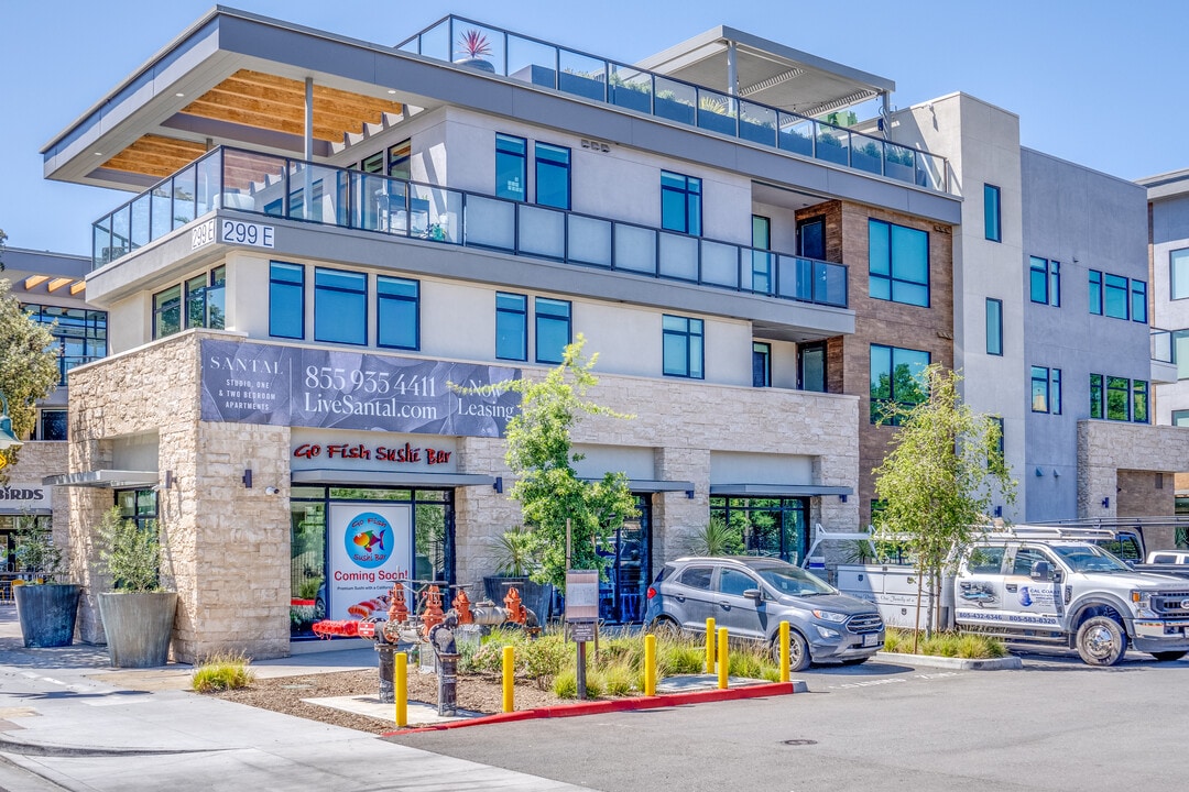 Santal Thousand Oaks in Thousand Oaks, CA - Building Photo