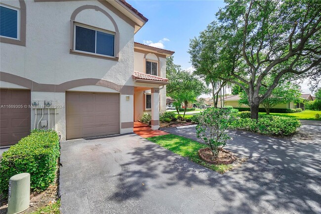 937 NW 104th Way in Coral Springs, FL - Building Photo - Building Photo