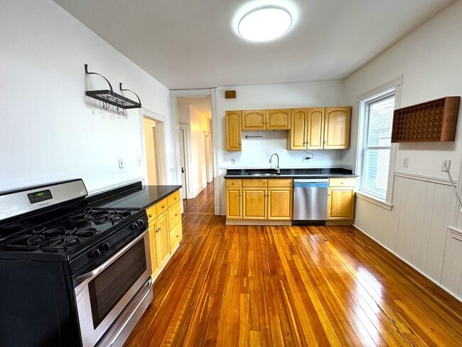 67 Washburn Ave in Cambridge, MA - Building Photo - Building Photo