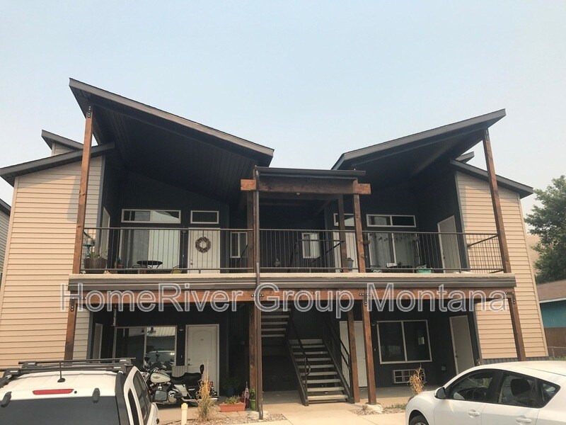 819 Charlo St in Missoula, MT - Building Photo
