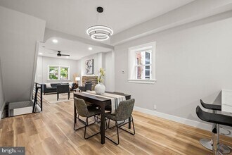 5113 W Thompson St in Philadelphia, PA - Building Photo - Building Photo