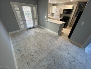 596 Tam O Shanter in Las Vegas, NV - Building Photo - Building Photo