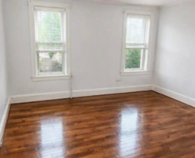 142 W 27th St in Bayonne, NJ - Building Photo - Building Photo