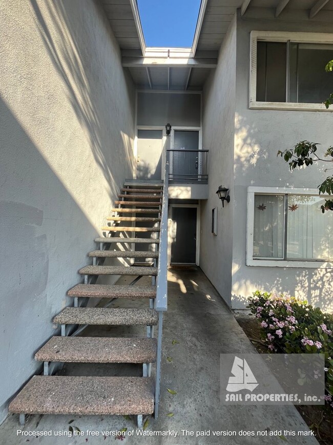 1250 S Brookhurst St in Anaheim, CA - Building Photo - Building Photo