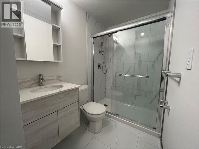 60 Frederick St in Kitchener, ON - Building Photo - Building Photo